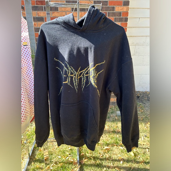 Very Rare (VR) Sweatshirt